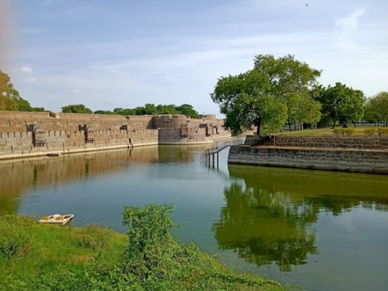 Jalakandeswarar Temple-4